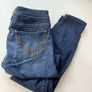Hollister Skinny Blue Jeans 5R Embroidery Design on pockets